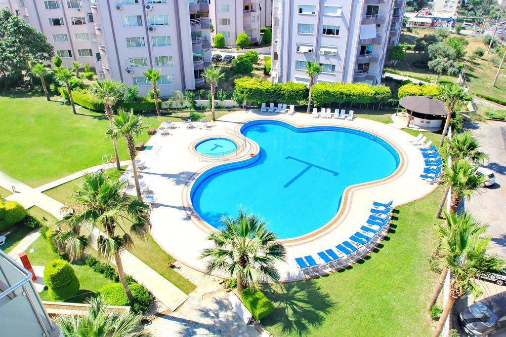 Royal Palace Kusadasi Hotel Exterior foto