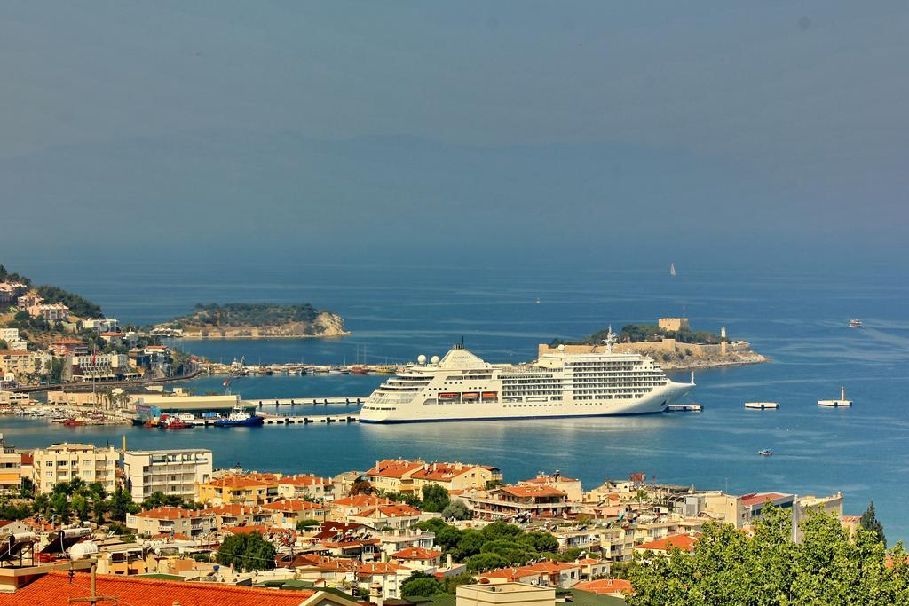 Royal Palace Kusadasi Hotel Exterior foto
