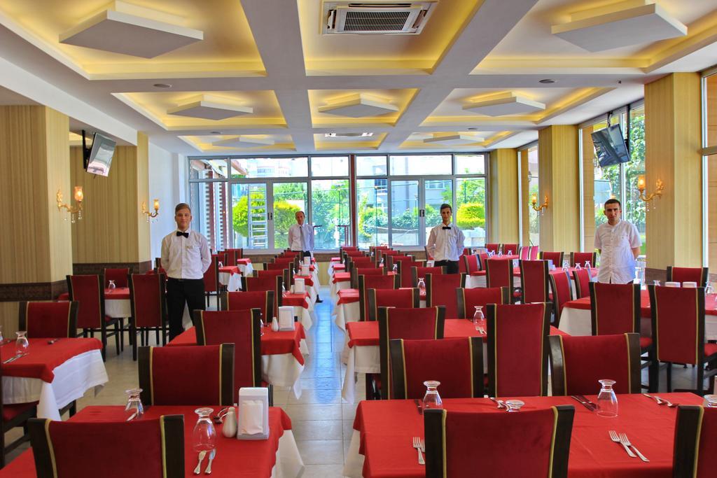 Royal Palace Kusadasi Hotel Exterior foto