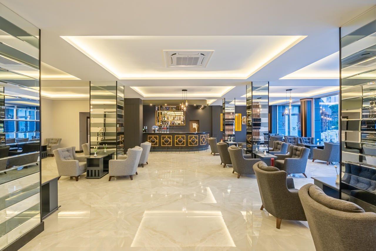 Royal Palace Kusadasi Hotel Exterior foto