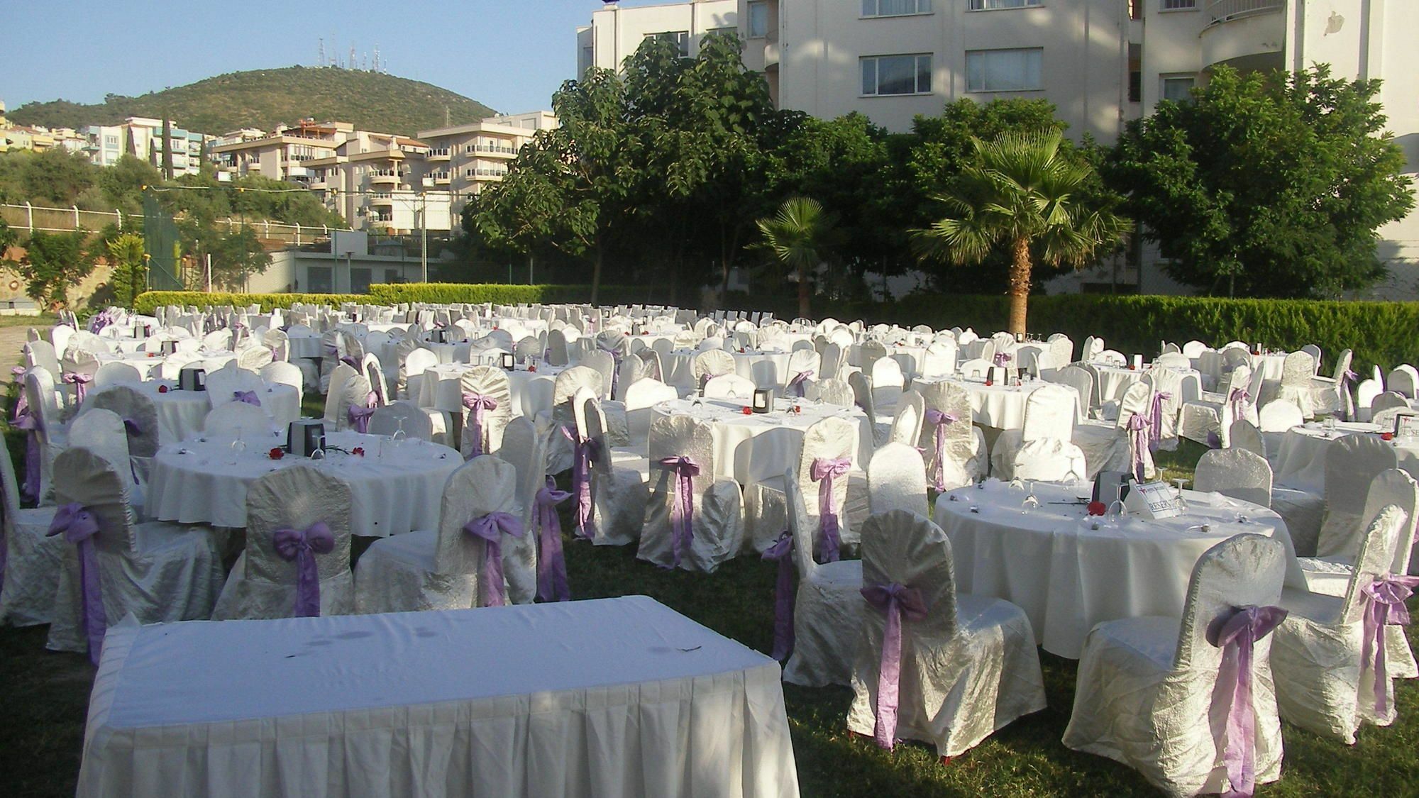 Royal Palace Kusadasi Hotel Exterior foto